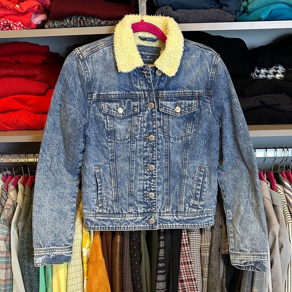 Aeropostale sherpa lined blue jean jacket size XS